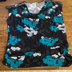 2 for $15 - Ricki’s XXL Black Floral Tank with Zipper Accents